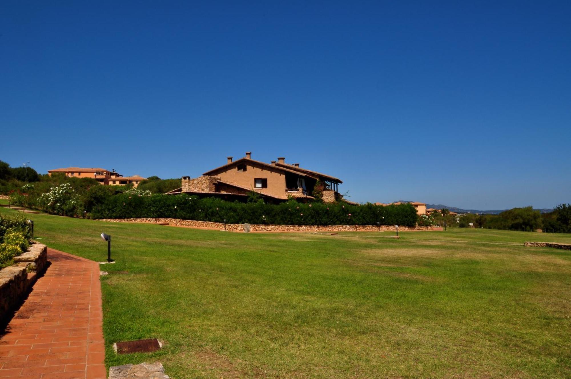 Appartamenti residence Vela Blu Golfo Aranci Marinella  Bagian luar foto